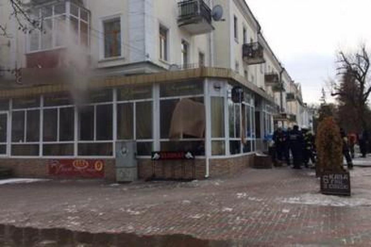 В Хмельницком произошел серьезный пожар: загорелась кофейня В Хмельницком произошел серьезный пожар: загорелась кофейня