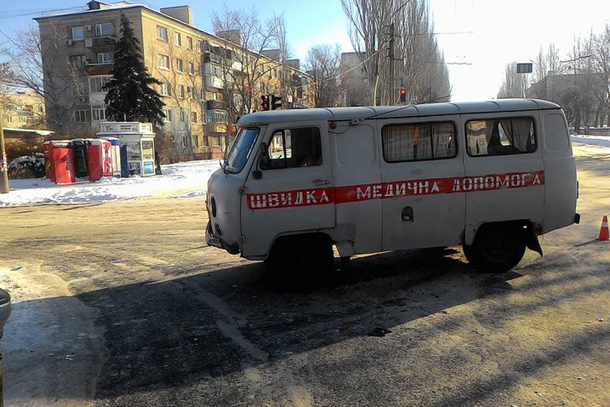 В Лисичанске попала в аварию скорая помощь
