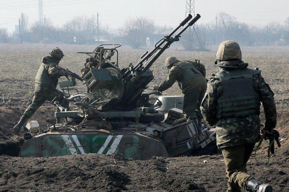 На окраинах Донецка идут мощные бои