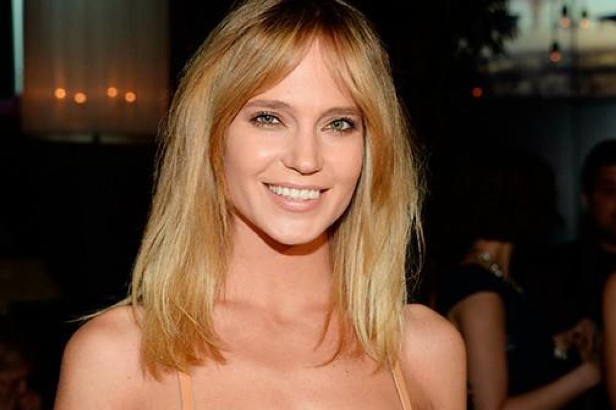 Откровенный наряд певицы Глюкозы поверг фанатов в шок 