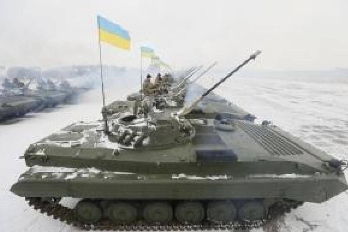 Бойцы АТО готовят захват села Калиново на Луганщине: кадровые российские военные ответили "Градами" Бойцы АТО готовят захват села Калиново на Луганщине: кадровые российские военные ответили "Градами"