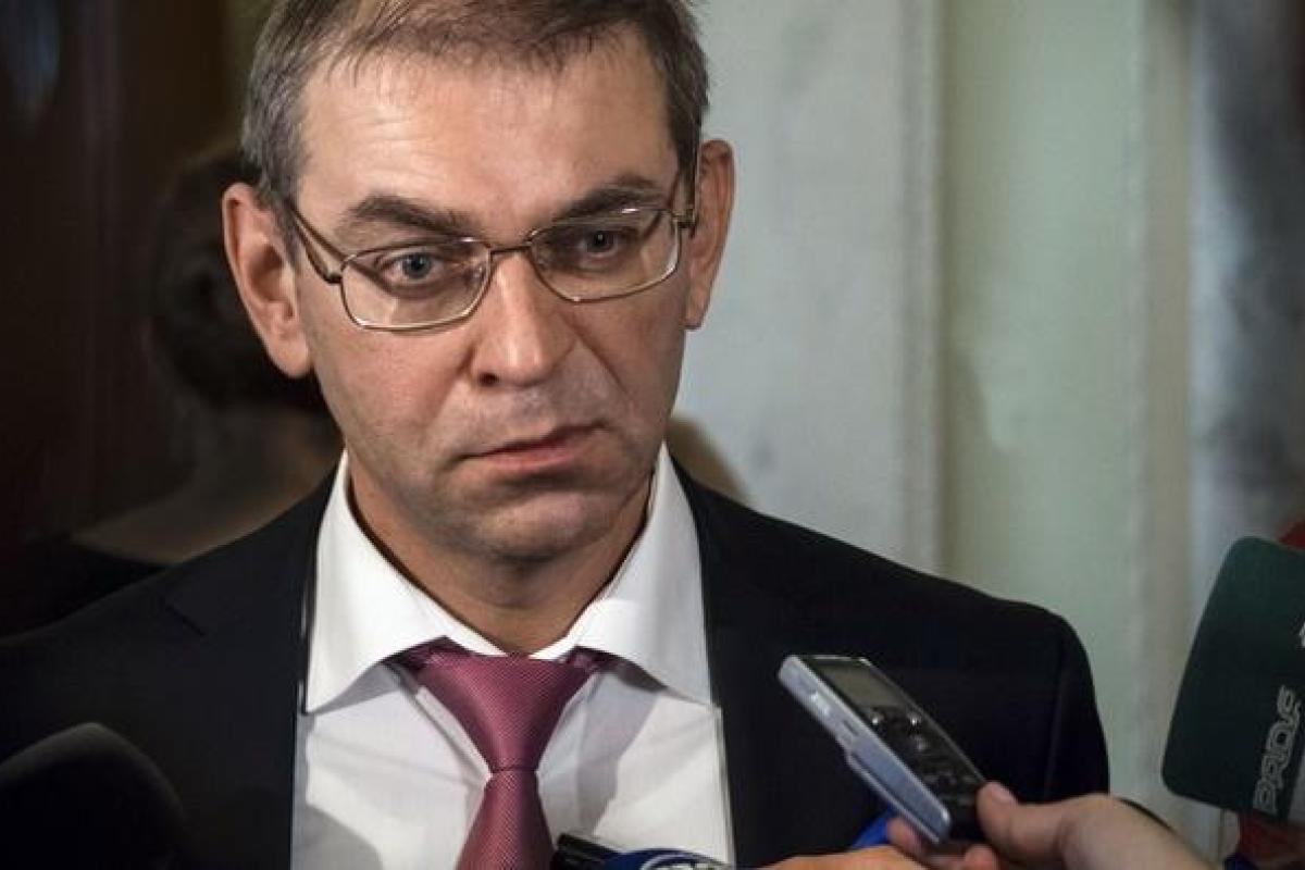 Стрельбу нардепа Пашинского прокуратура квалифицировала как хулиганство Стрельбу нардепа Пашинского прокуратура квалифицировала как хулиганство