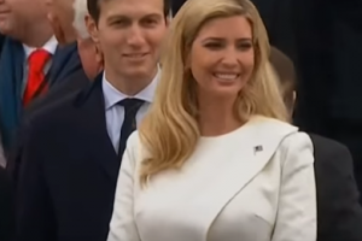 Дочь Дональда Трампа поразила стильным нарядом на инаугурации Дочь Дональда Трампа поразила стильным нарядом на инаугурации