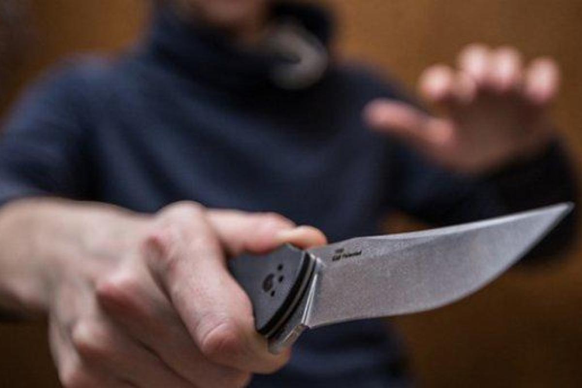 Одессит за ночь зарезал троих человек Одессит за ночь зарезал троих человек