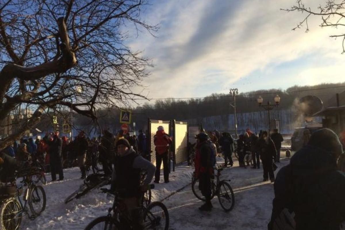 В Москве в 30-градусный мороз прошел велопарад, соцсети в шоке В Москве в 30-градусный мороз прошел велопарад, соцсети в шоке