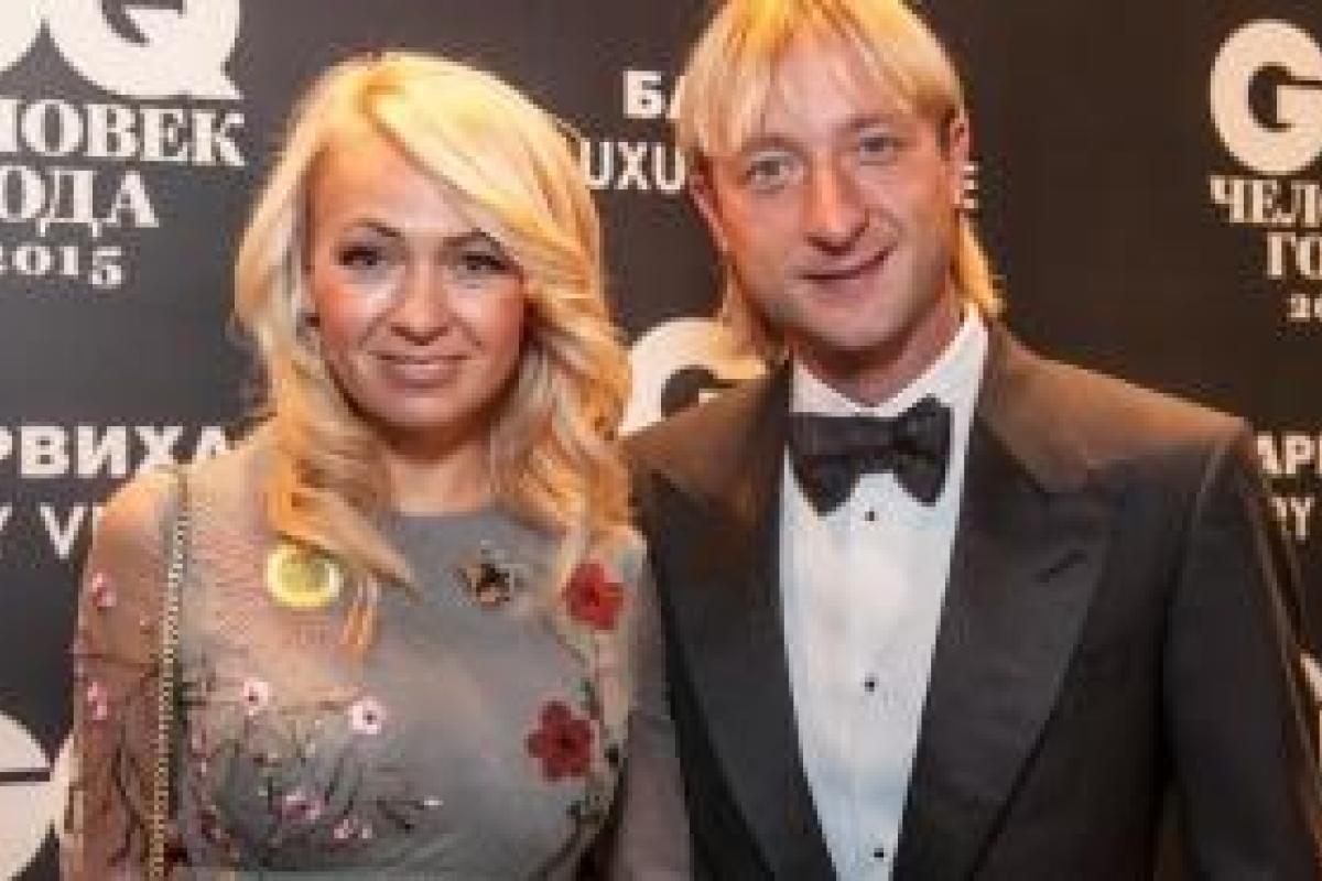 Продюсер Яна Рудковская произвела фурор пикантным фото с супругом Продюсер Яна Рудковская произвела фурор пикантным фото с супругом