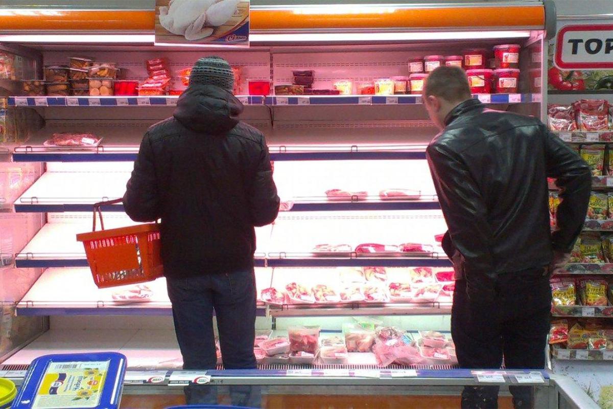 Россия травит жителей Донецка просроченными продуктами Россия травит жителей Донецка просроченными продуктами