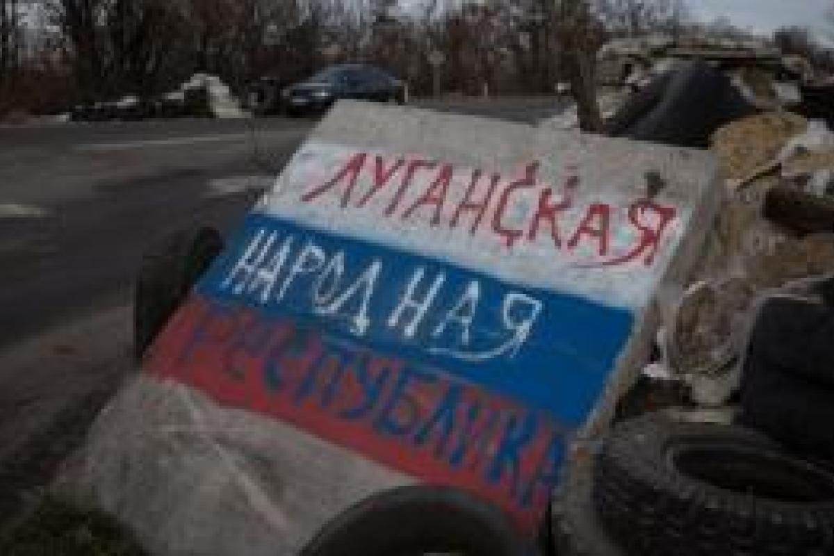 Залпы орудий и разрывы снарядов в Донбассе: боевики оглушили Троицкое из 122-мм артиллерии и минометов