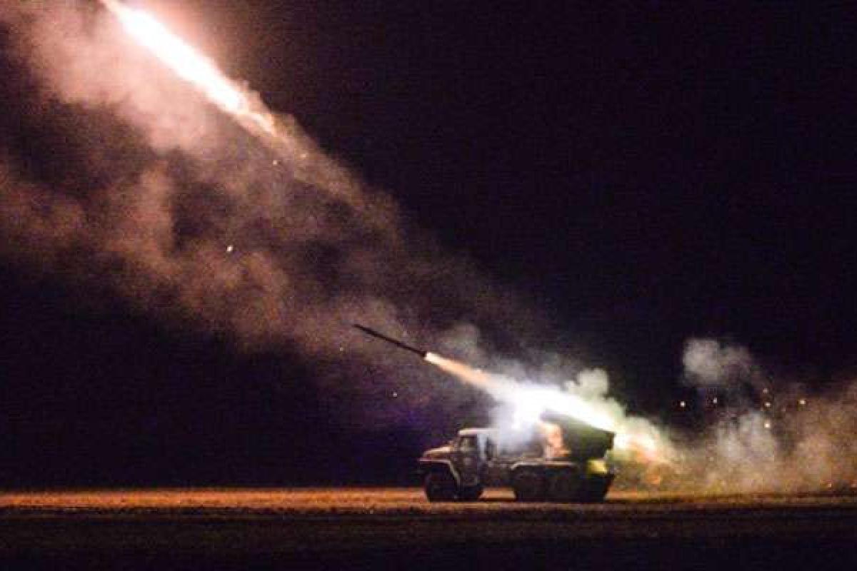 Волонтеры рассказали о жутких обстрелах с применением «Градов» на Донбассе Волонтеры рассказали о жутких обстрелах с применением «Градов» на Донбассе