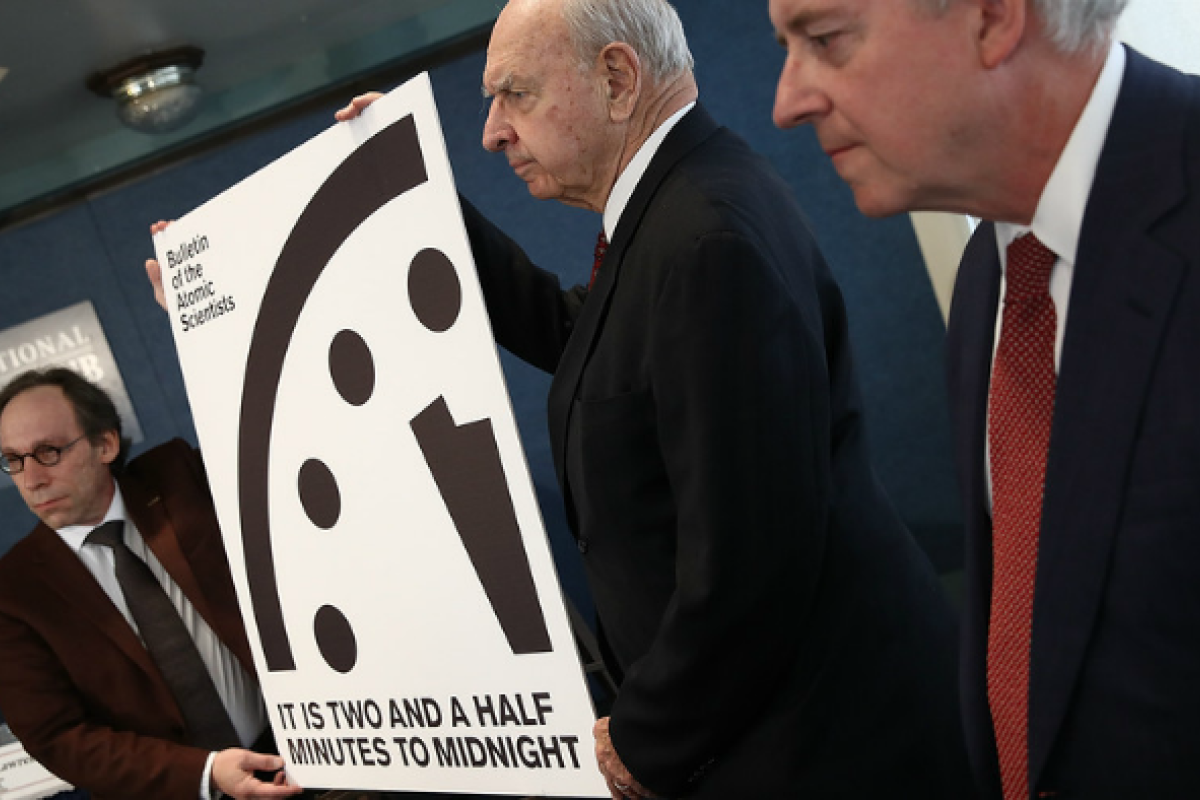 Часы Судного дня перевели вперед из-за скандальных заявлений Дональда Трампа Часы Судного дня перевели вперед из-за скандальных заявлений Дональда Трампа