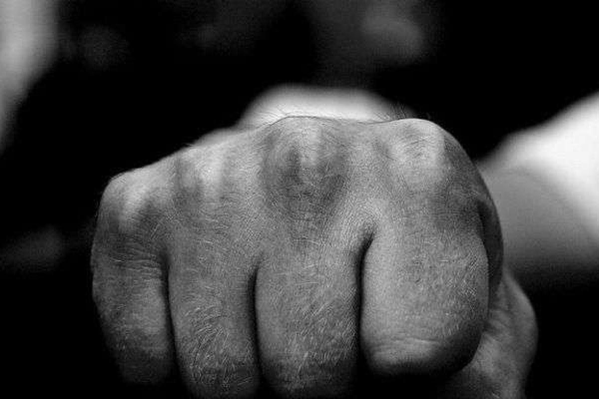 В Одесской области офицер ВМС до смерти забил подчиненного В Одесской области офицер ВМС до смерти забил подчиненного