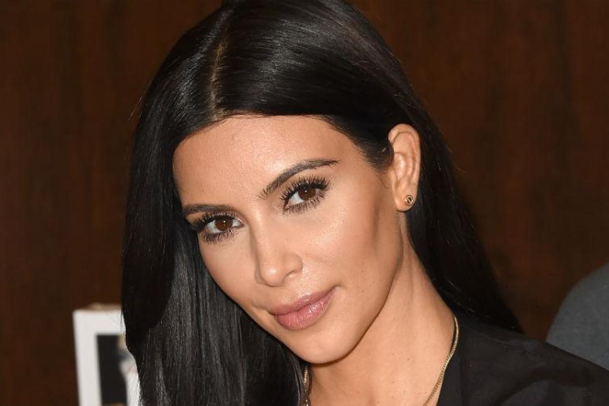 Ким Кардашьян порадовала поклонников трогательной фотографией с сыном