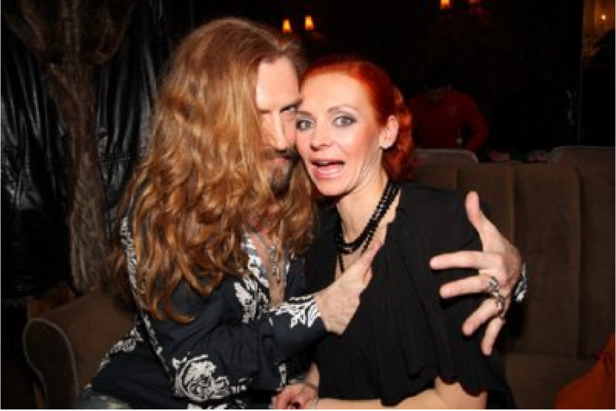 Джигурда обвинил Анисину в измене и выложил в сеть ее переписку