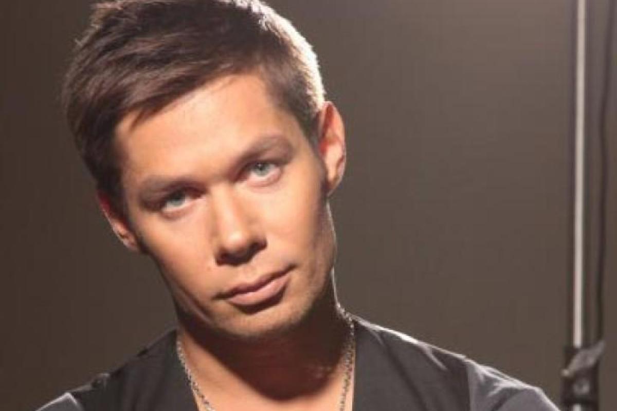 Певец Стас Пьеха порадовал снимком с маленьким сыном: мальчик очень похож на отца