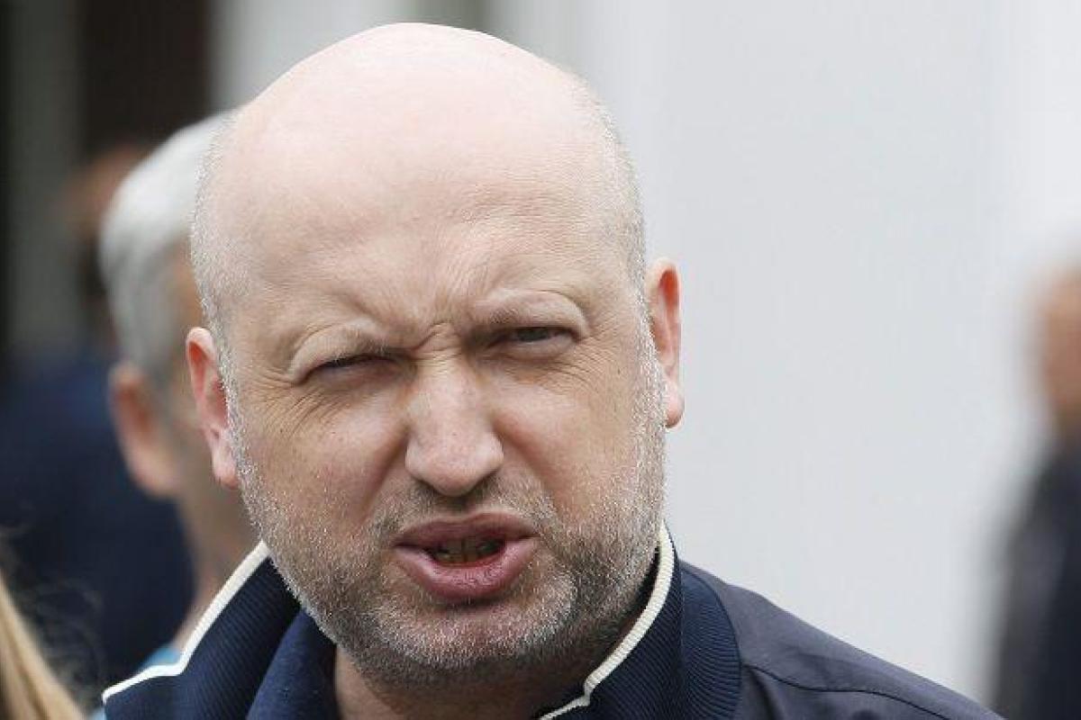 Турчинов о Януковиче: "Я действительно пытался его поймать и привезти в Киев" Турчинов о Януковиче: "Я действительно пытался его поймать и привезти в Киев"