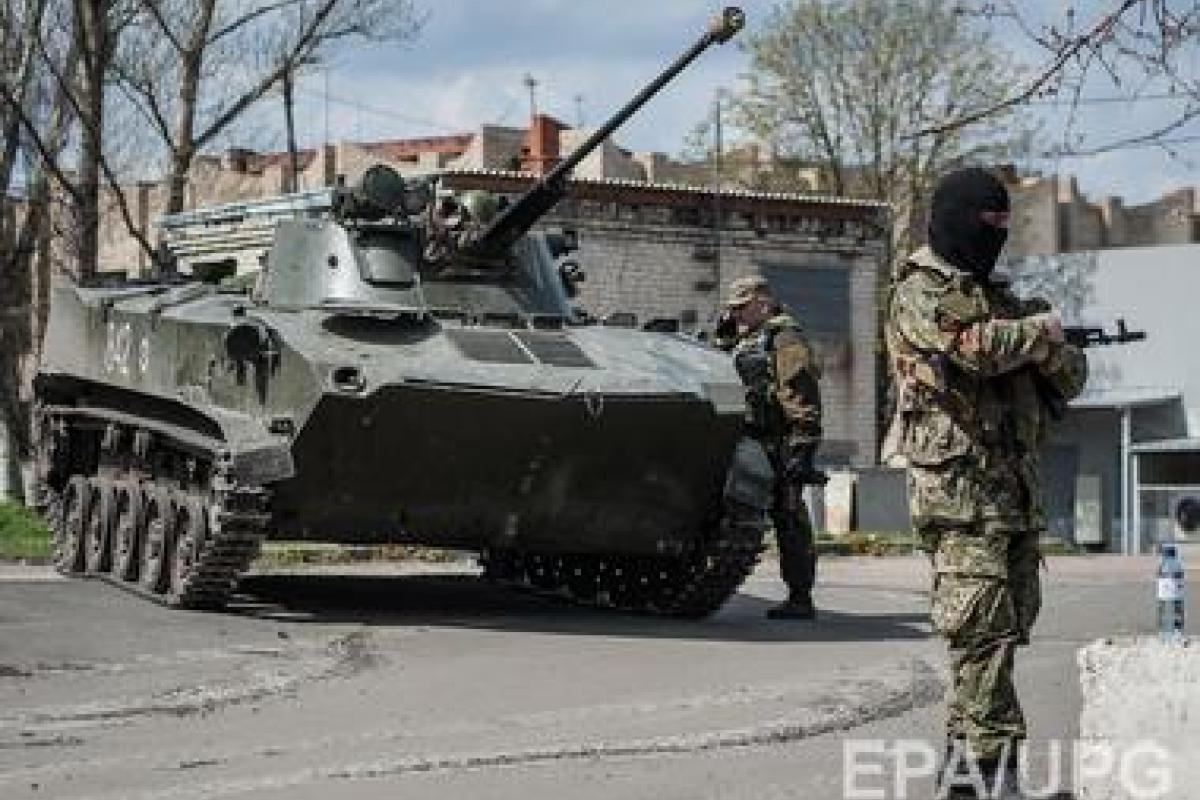 Боевики размещают технику на территории детских садов и больниц, а тубдиспансер планируют переделать в военный госпиталь