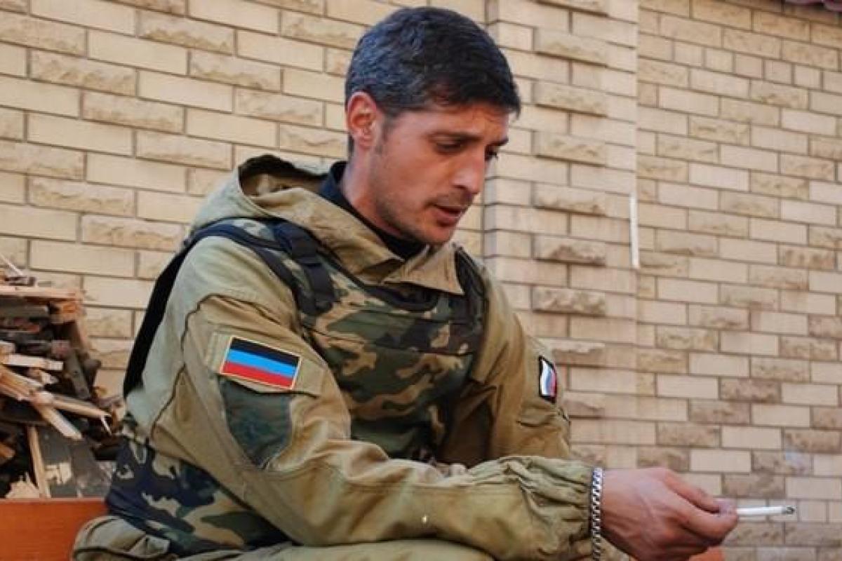 "Гиви - симулянт, ранил сам себя, а нас отправил на убой под Авдеевку", - разъяренные "сослуживцы" жаждут мести "Гиви - симулянт, ранил сам себя, а нас отправил на убой под Авдеевку", - разъяренные "сослуживцы" жаждут мести