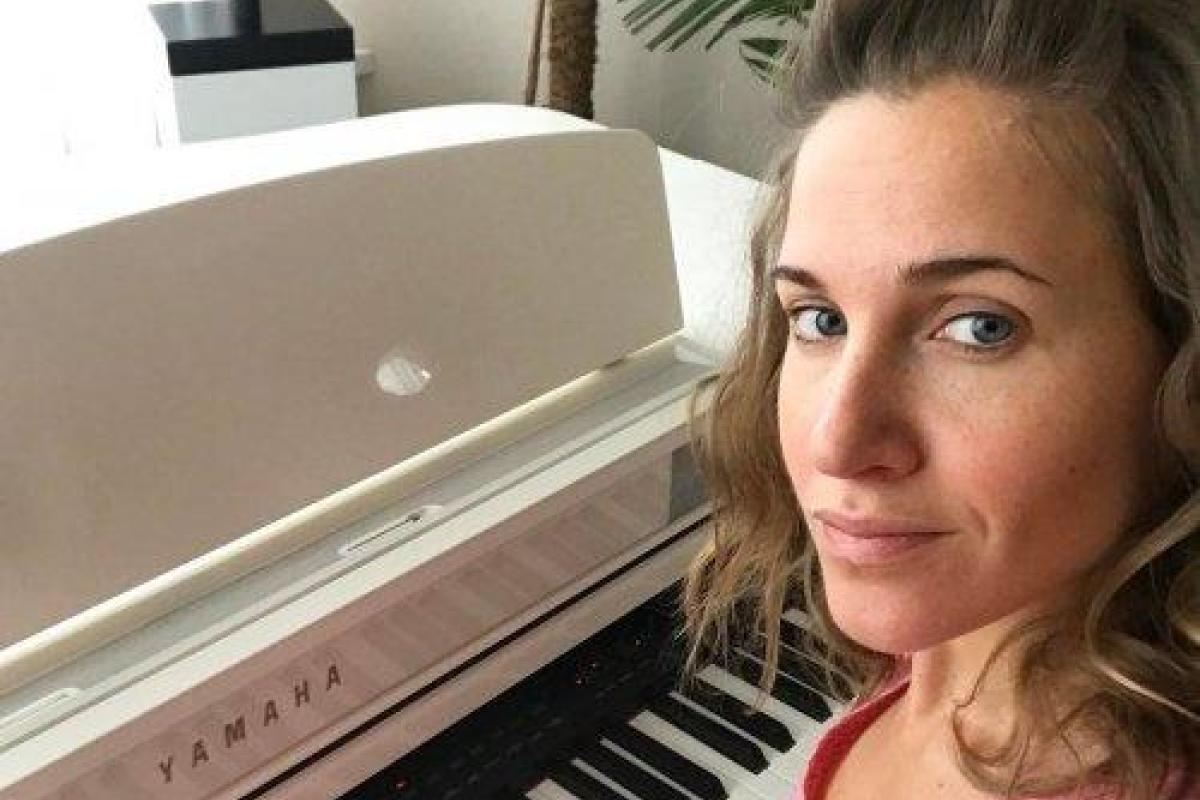 Певица Юлия Ковальчук показала лицо без макияжа