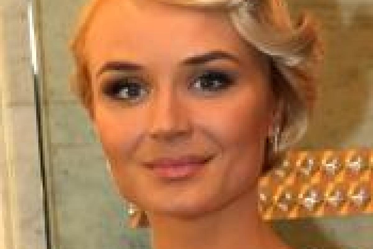 В сети обсуждают роды певицы Полины Гагариной