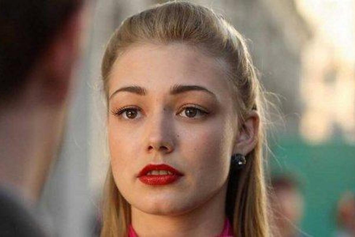 Актриса Оксана Акиньшина поразила публику внешним видом после родов