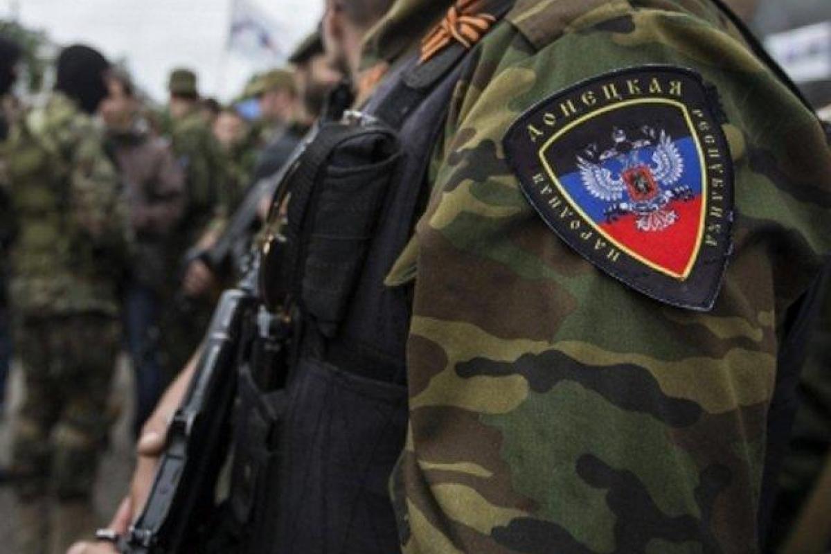 В Горловке уничтожили скопление военной техники: есть погибшие и раненые среди боевиков В Горловке уничтожили скопление военной техники: есть погибшие и раненые среди боевиков