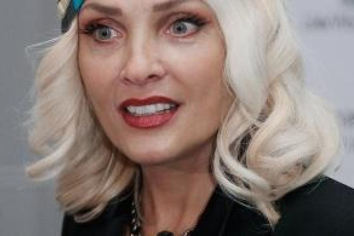 Лайму Вайкуле прооперировали: певица рассказала поклонникам о свое состоянии