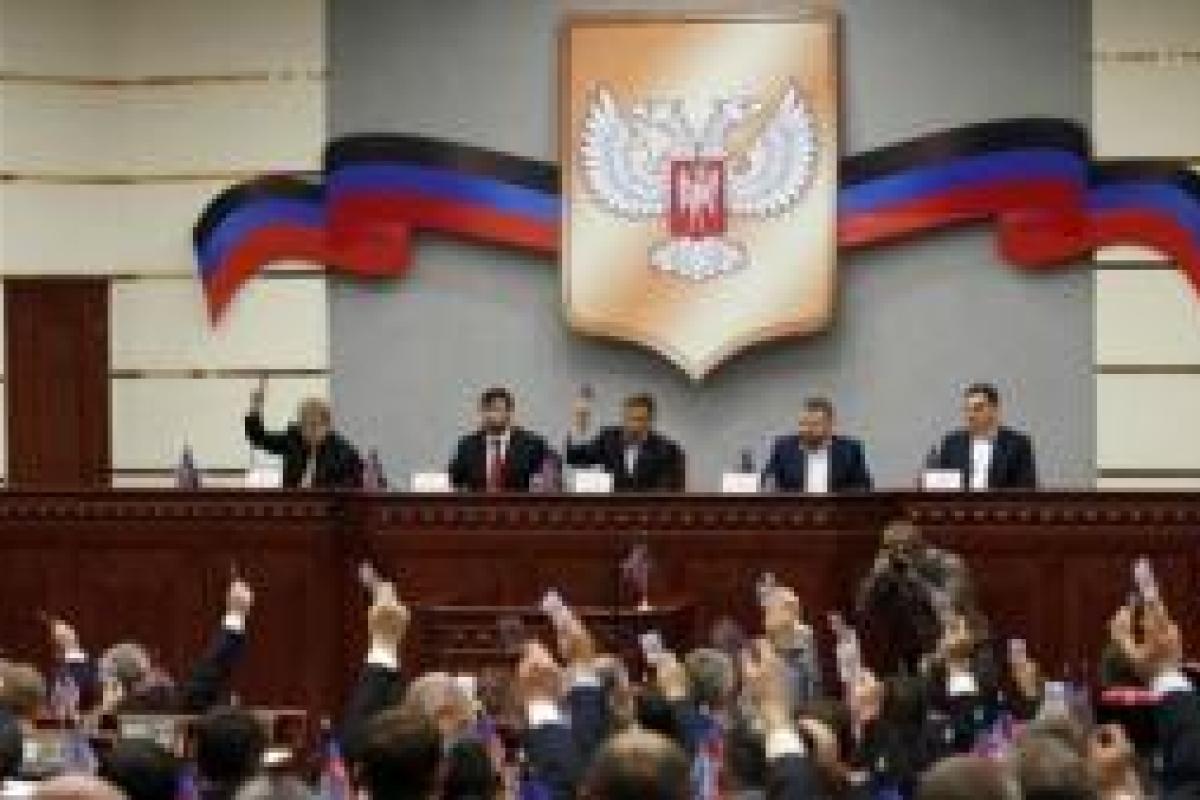 Террористы "ЛДНР" хотят заставить всех бизнесменов "республики" платить налоги оккупантам Террористы "ЛДНР" хотят заставить всех бизнесменов "республики" платить налоги оккупантам
