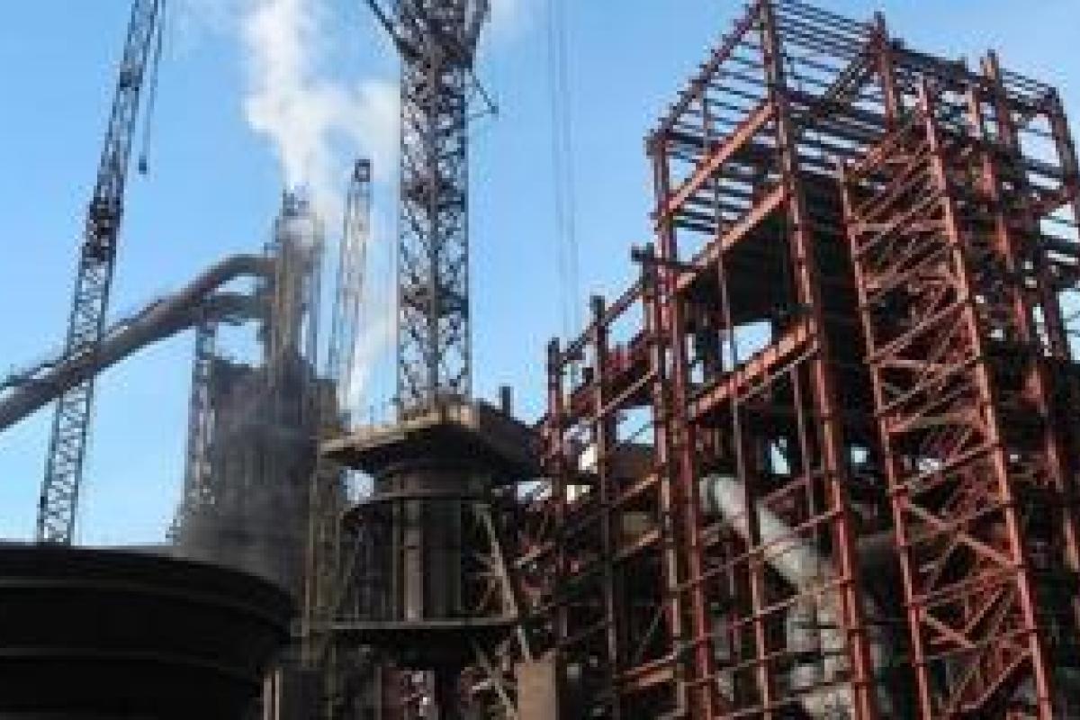 На оккупированной территории остановились два крупных завода Ахметова