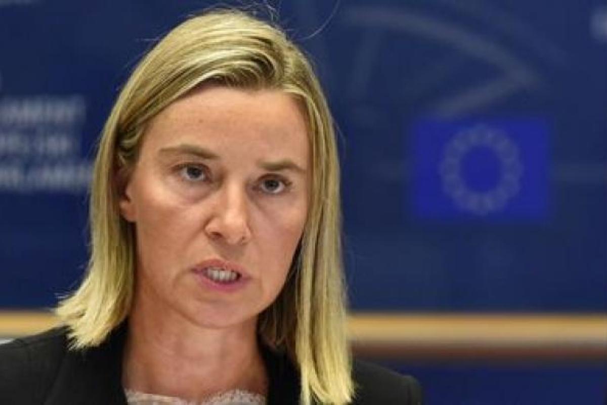 Могерини назвала условие для снятия санкций с РФ Могерини назвала условие для снятия санкций с РФ