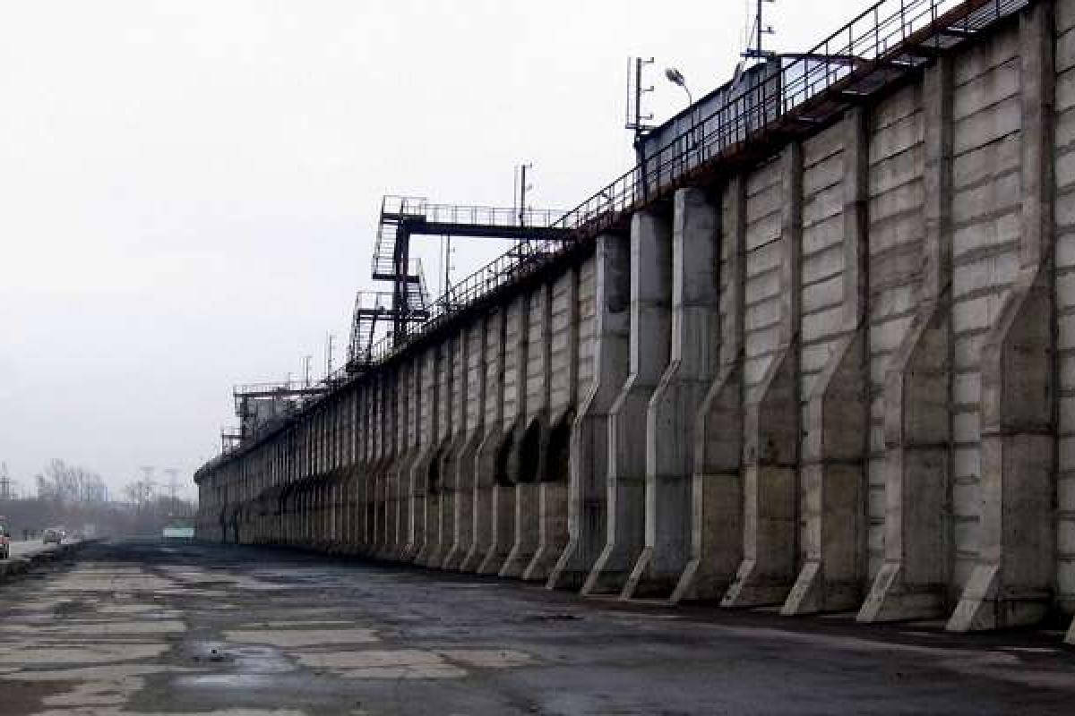 Нардеп Артеменко предлагает отгородиться от Крыма и Донбасса стеной Нардеп Артеменко предлагает отгородиться от Крыма и Донбасса стеной