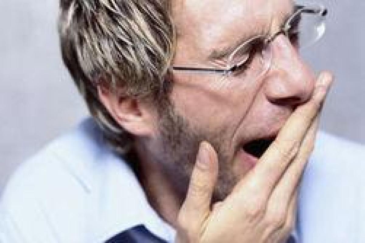 Стало известно, почему после еды нас клонит в сон Стало известно, почему после еды нас клонит в сон