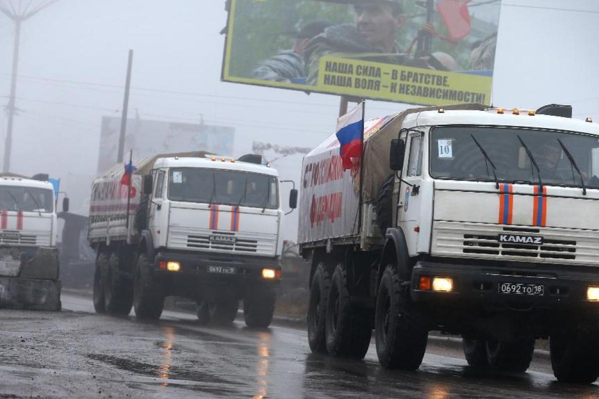 На Донбасс вторгся очередной "гумконвой": груз не проверяют На Донбасс вторгся очередной "гумконвой": груз не проверяют
