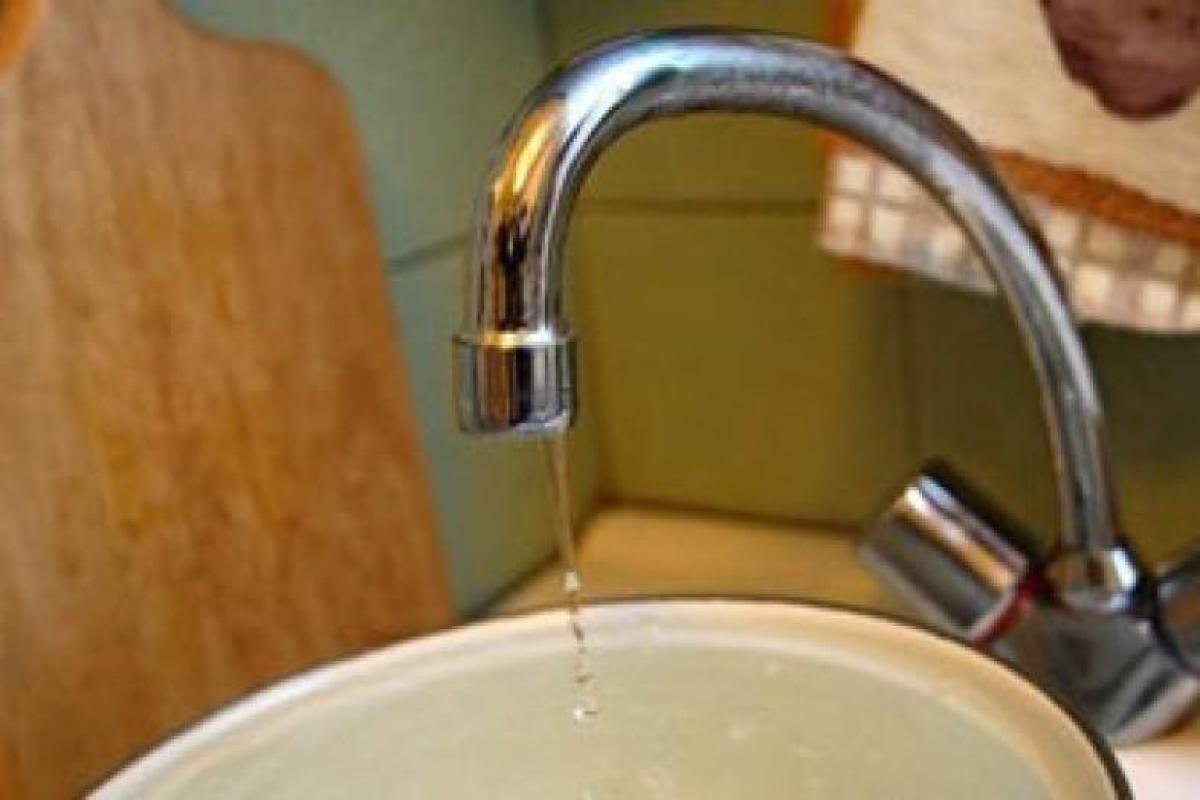 В Авдеевке запасов воды осталось на два дня: население в панике