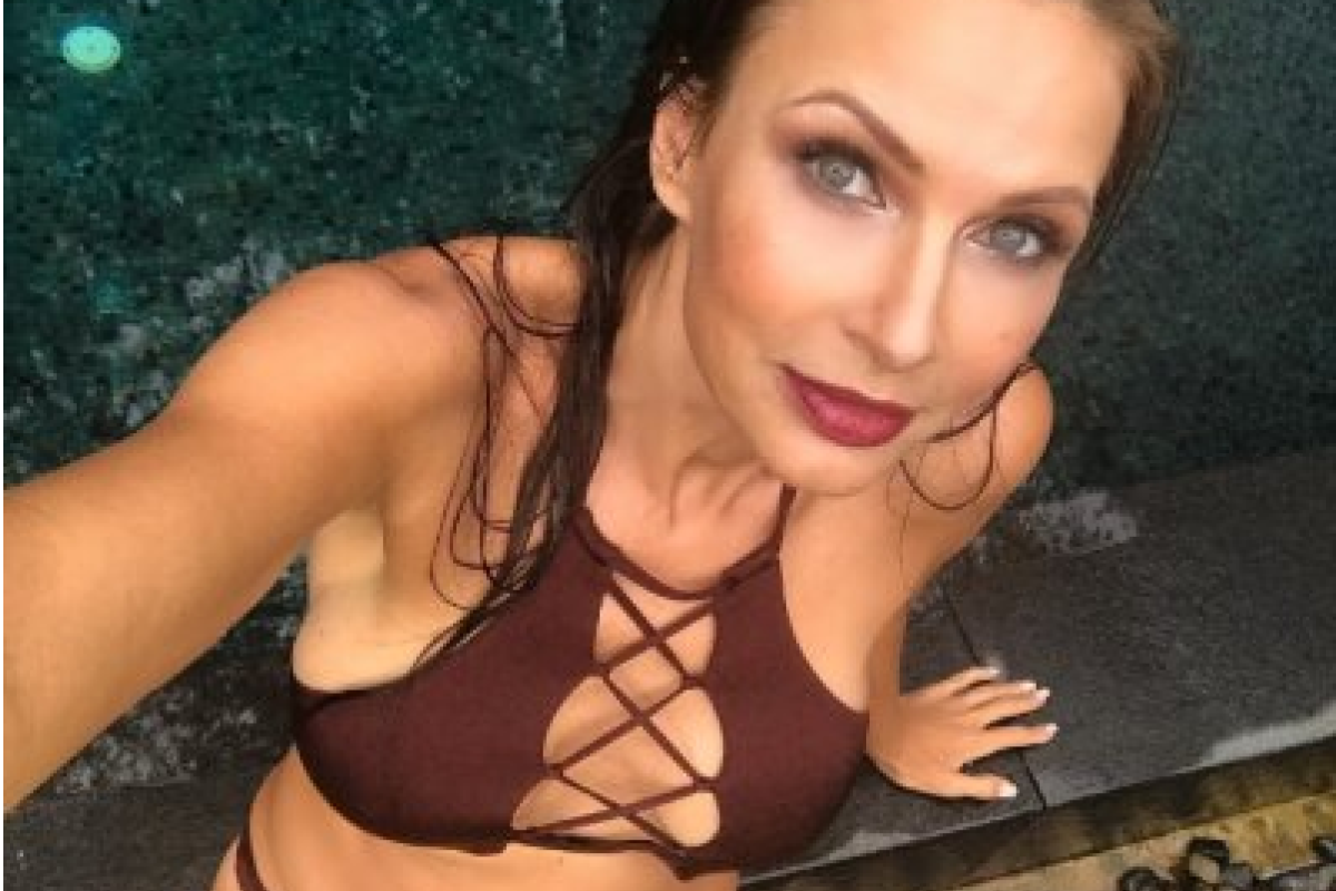 Эвелина Бледанс взбудоражила фанатов откровенным снимком Эвелина Бледанс взбудоражила фанатов откровенным снимком