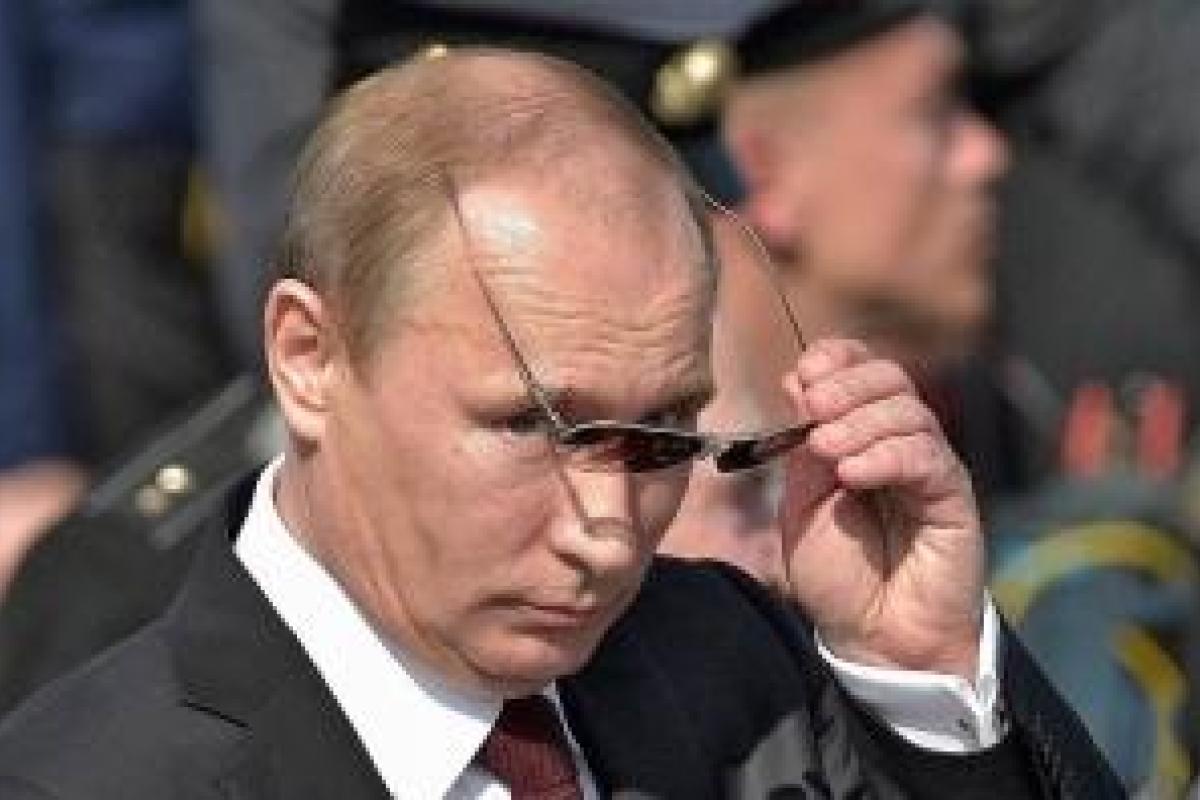 Визит человека Путина в оккупированный Луганск: эксперт рассказал о причинах активности Кремля Визит человека Путина в оккупированный Луганск: эксперт рассказал о причинах активности Кремля