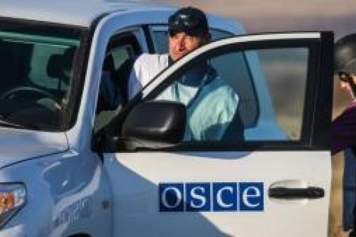 Патрули ОБСЕ попали под обстрел в Донбассе: появились подробности