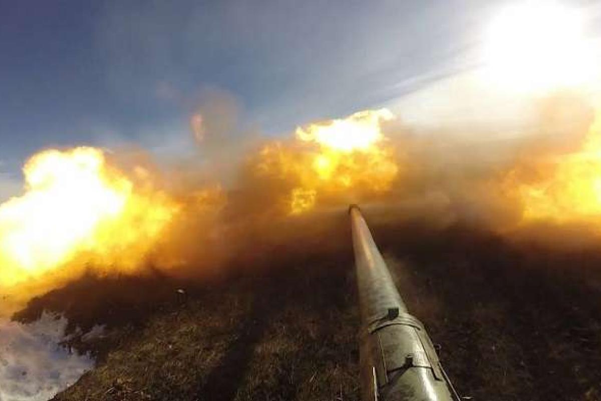 Боевики мощно били по Крымскому из танков и артиллерии