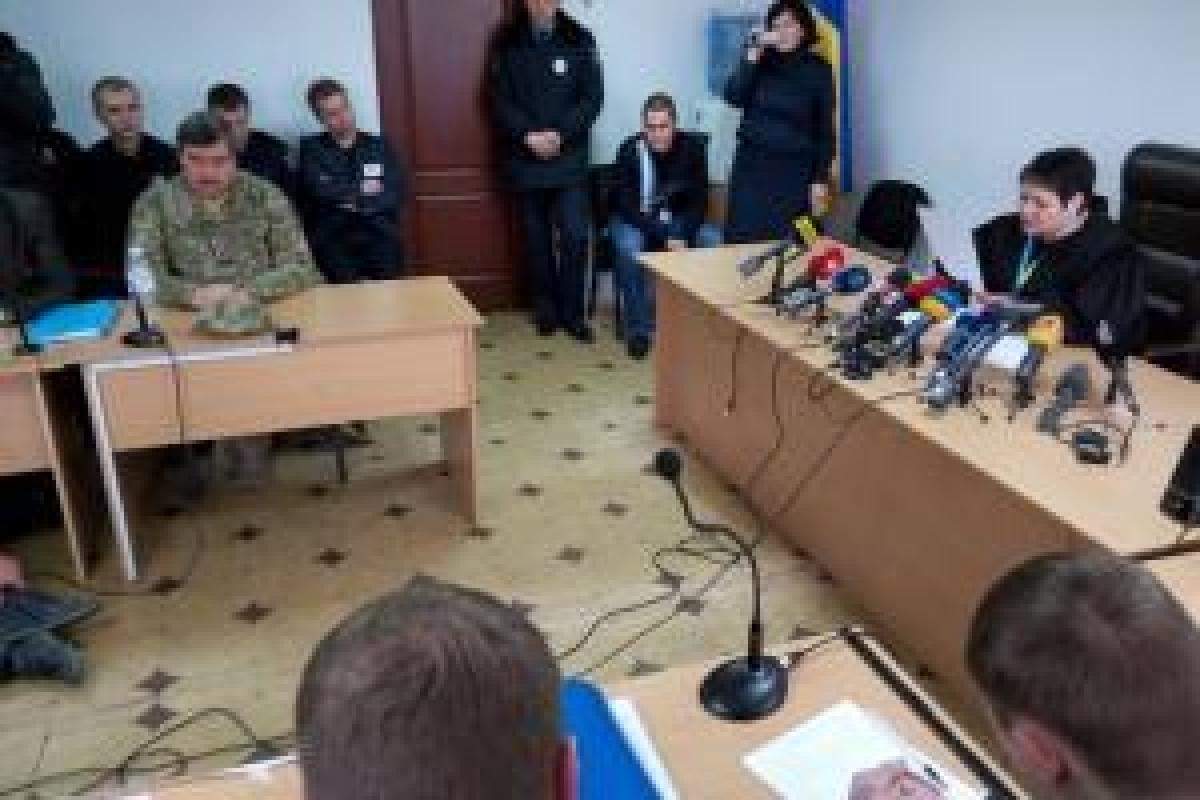 Журналист о приговоре Назарову: Нам нужны военные трибуналы - офицеров должны судить офицеры