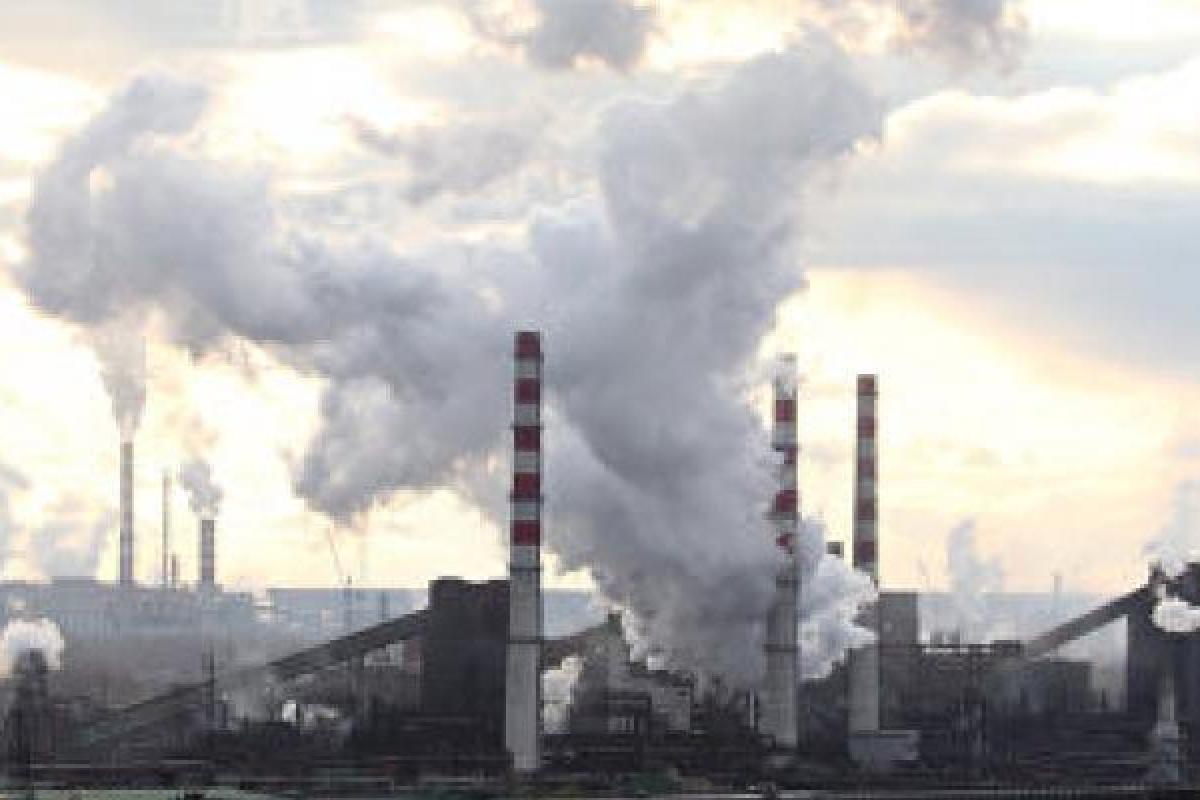 Ахметов уже давно не ключевой игрок в политике, его разгромят, если он не займет четкую позицию - мнение