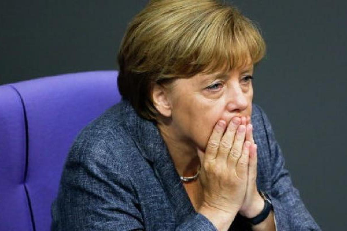 Досрочные выборы в Украине станут поражением Меркель и других политиков ЕС, поддержавших Майдан, - эксперт Досрочные выборы в Украине станут поражением Меркель и других политиков ЕС, поддержавших Майдан, - эксперт