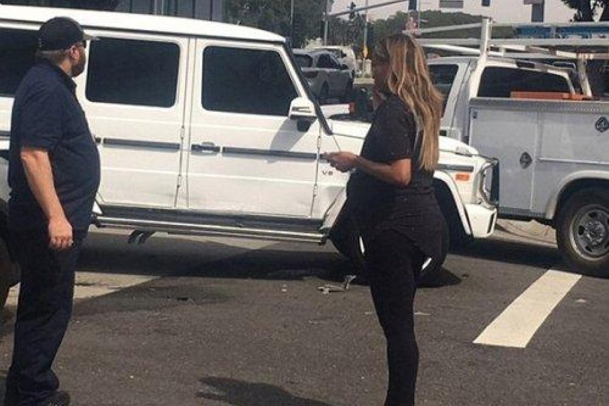 Беременная американская певица попала в ДТП Беременная американская певица попала в ДТП