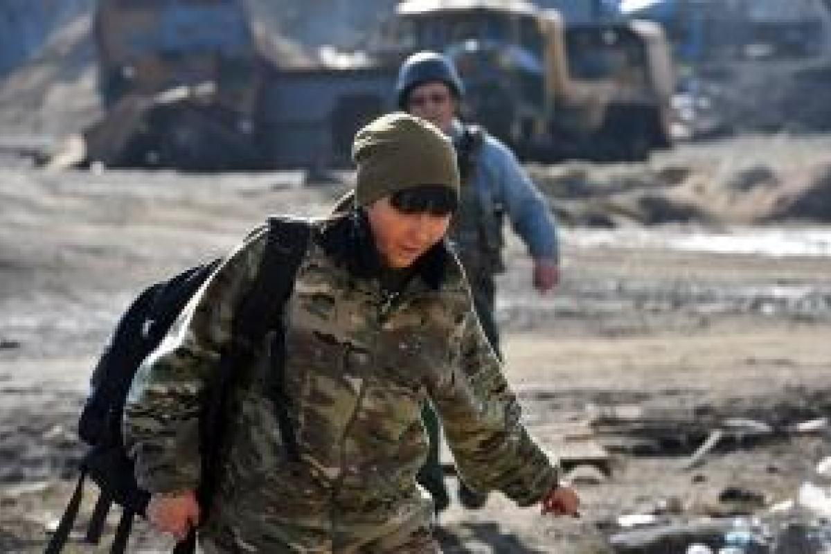 В Зайцево боевики обстреляли автомобиль, ранены известная волонтер Толмачева и ее водитель В Зайцево боевики обстреляли автомобиль, ранены известная волонтер Толмачева и ее водитель