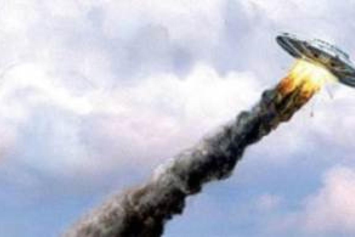 Бывший сотрудник NASA рассекретил данные о космическом ДТП с пришельцами Бывший сотрудник NASA рассекретил данные о космическом ДТП с пришельцами