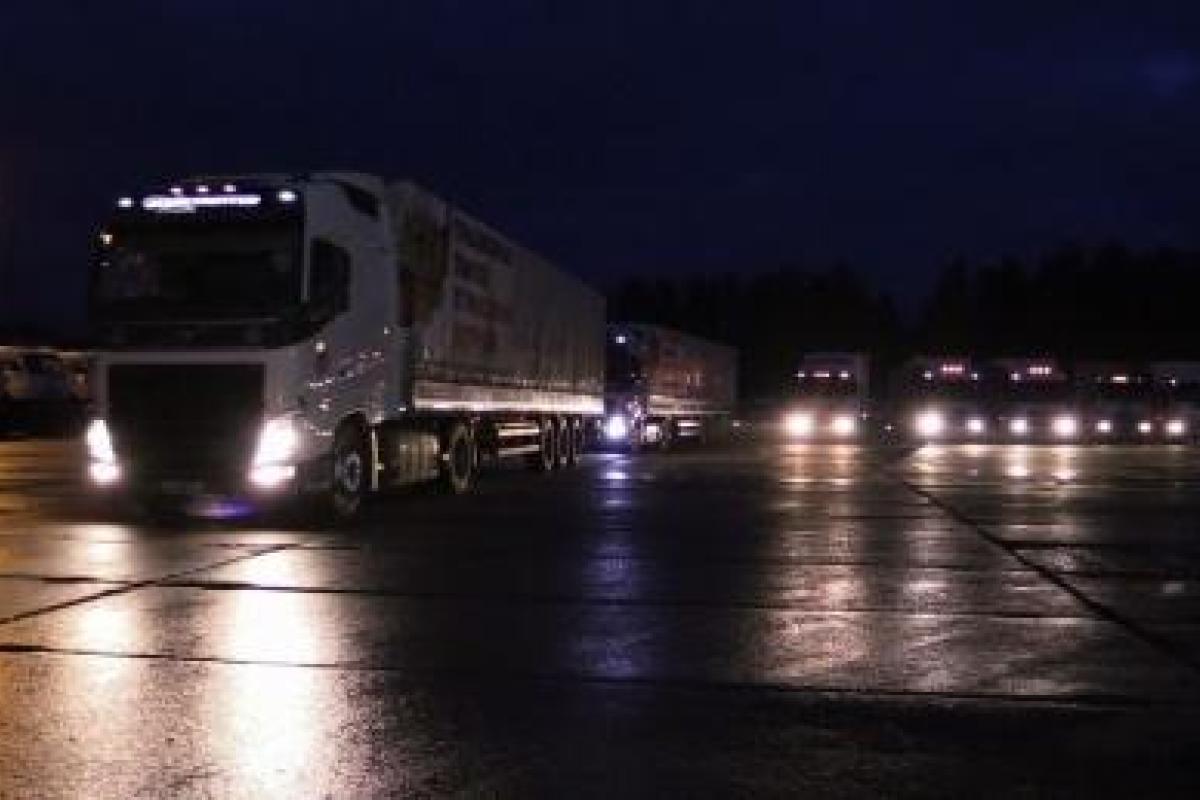 61-й "путинский гумконвой" вторгся на территорию Украины и привез просроченные продукты 61-й "путинский гумконвой" вторгся на территорию Украины и привез просроченные продукты