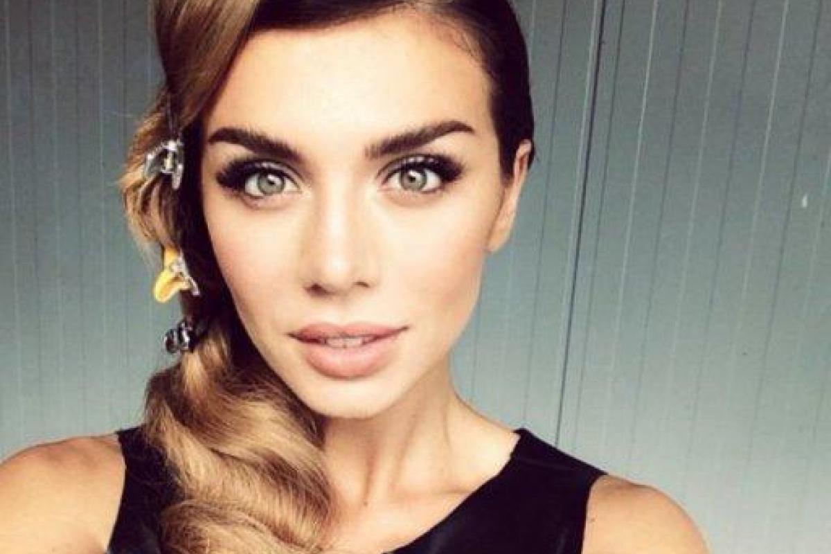 Беременная Анна Седокова порадовала снимком с дочерью Моникой Беременная Анна Седокова порадовала снимком с дочерью Моникой