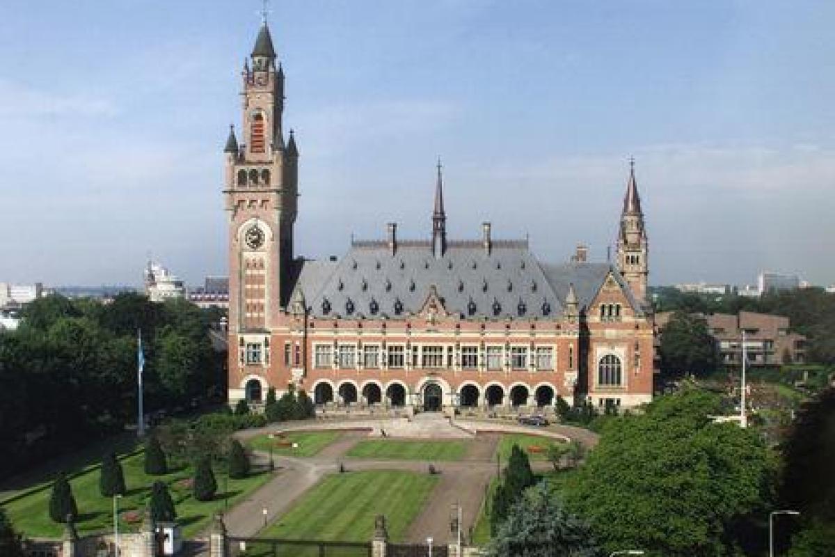 Сегодня в Гааге начинается слушание по иску Украины против России