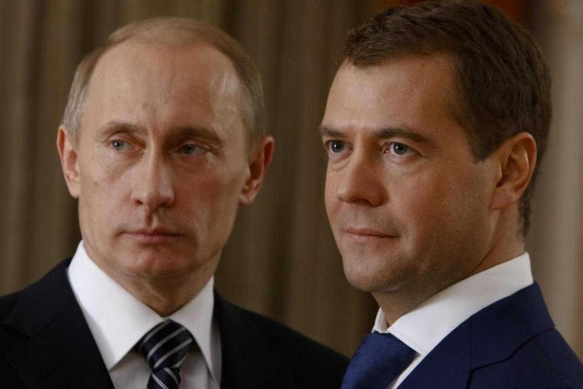 Голышев: Если завтра Путин уходит – послезавтра Медведев становится и.о. Голышев: Если завтра Путин уходит – послезавтра Медведев становится и.о.