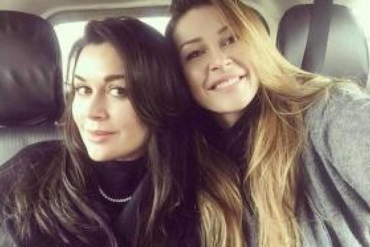 Анастасия Заворотнюк рассказала о тайной свадьбе дочери Анастасия Заворотнюк рассказала о тайной свадьбе дочери