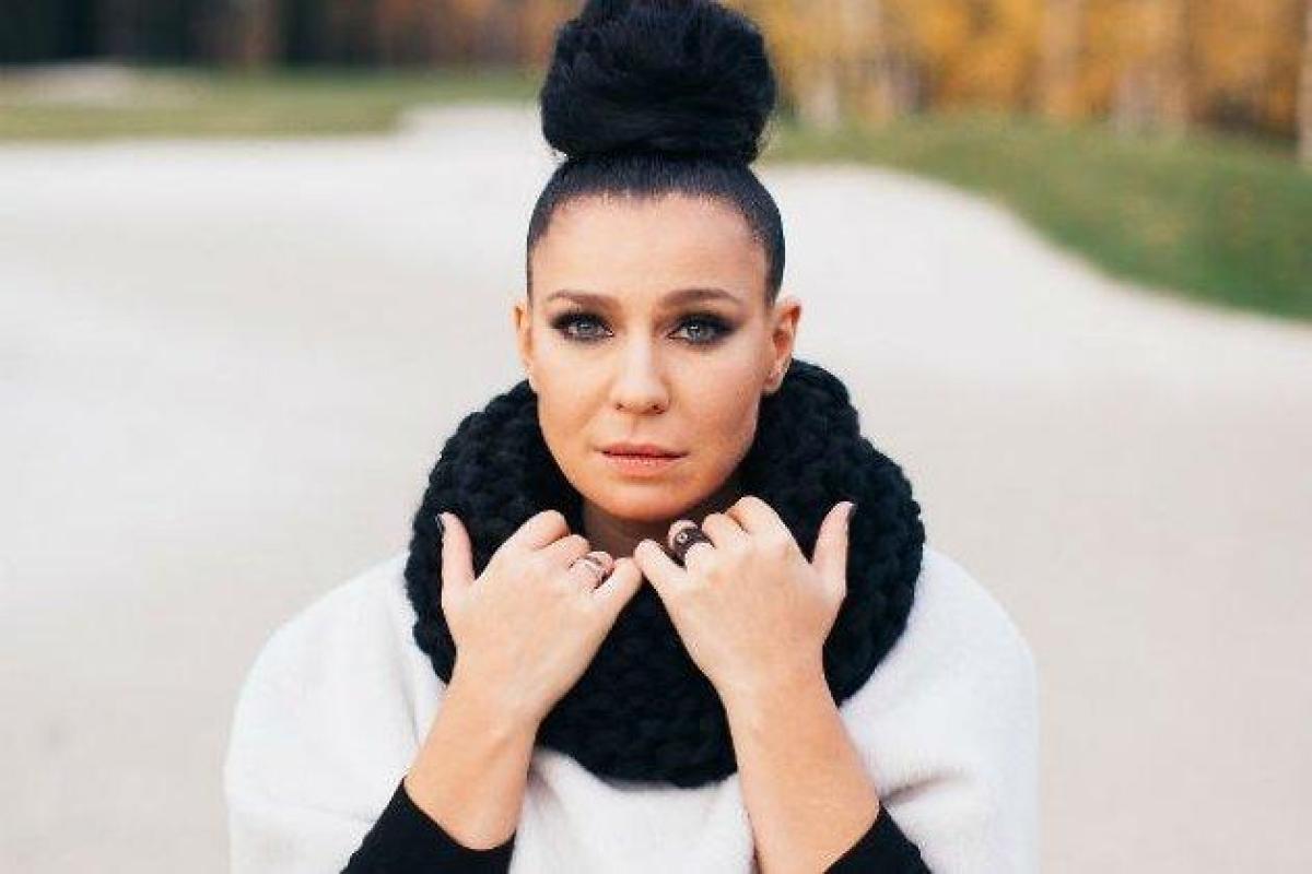 Певица Елка призналась, почему перестала употреблять алкоголь