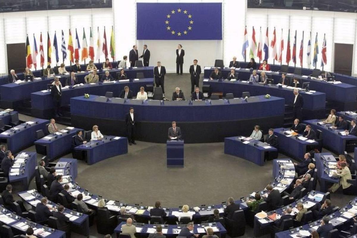 В Европарламенте запланированы дебаты по ситуации в Украине В Европарламенте запланированы дебаты по ситуации в Украине